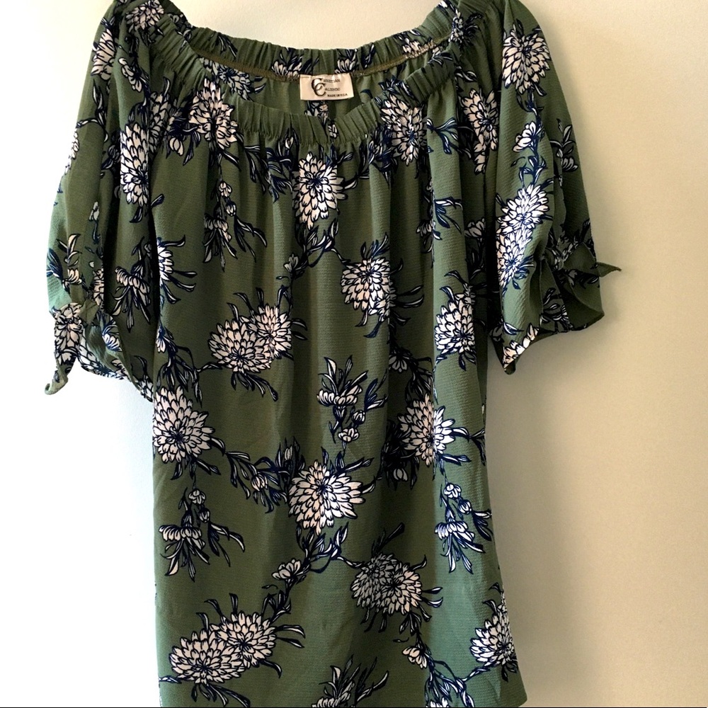 Christian Caliendo off-the-shoulder shirt